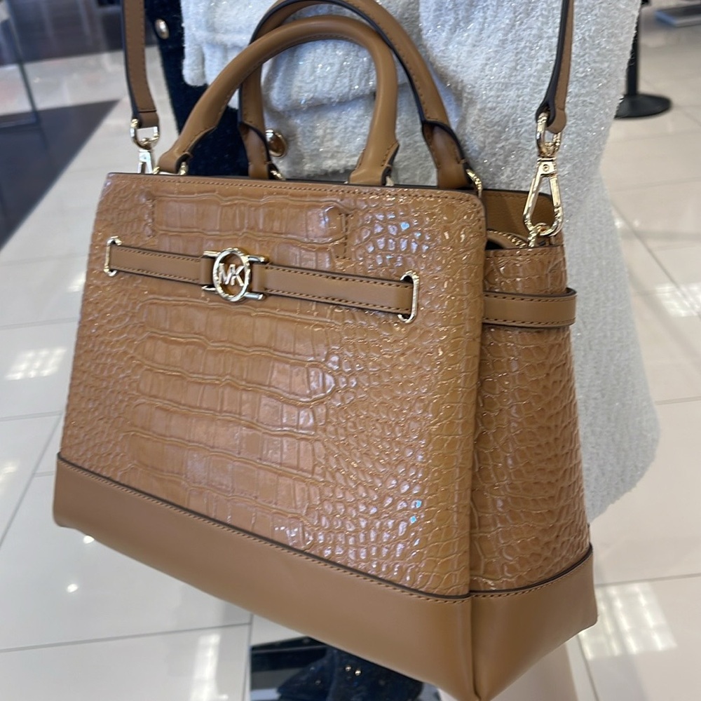 MICHAEL KORS Reed Lg Leather Belted Satchel Crossbody Handbag CZ
Deer Crocodile - Picture 12 of 16